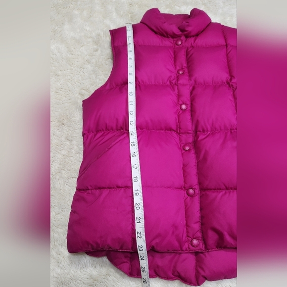 Lands' End Medium 10/12 Goose Down Feather Puffer Vest Berry Pink (Purple Pink) - Picture 7 of 10